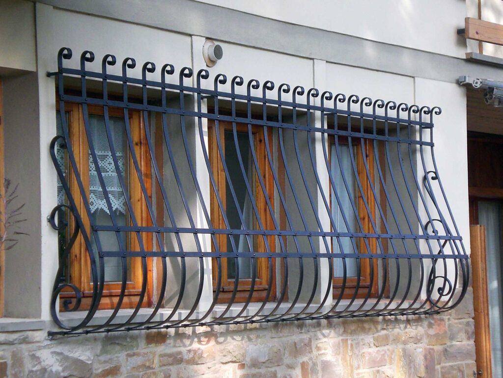 Inferriate e grate a Ca - Firenze